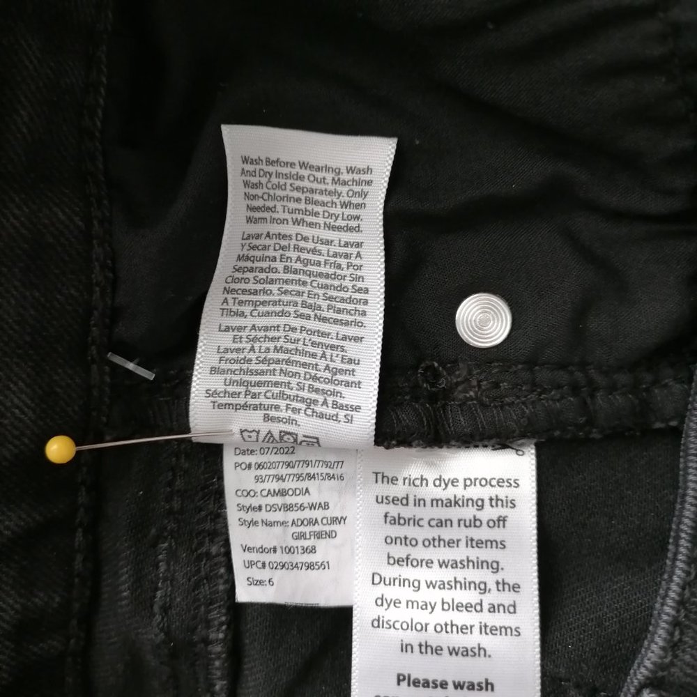 NWT Sofia Jeans Womens Black High Rise Curvy Girlfriend Denim Jeans Size 6 - Picture 7 of 7